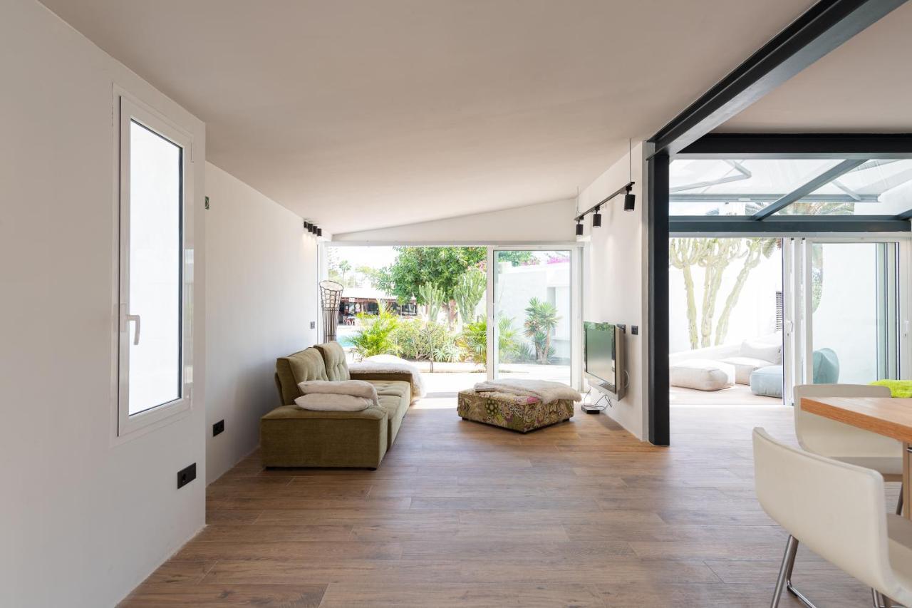 Modern Bungalow Dragon Club II Villa San Bartolomé Buitenkant foto